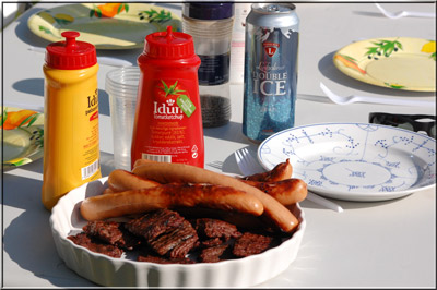 Digg med ekstra gode pølser og hjemmelagde hamburgere. 