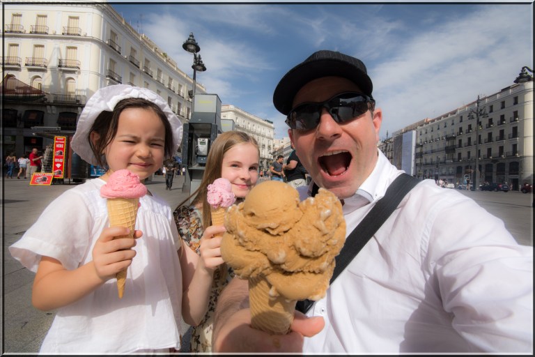 Barn liker iskrem. Pappa liker det enda bedre :-)