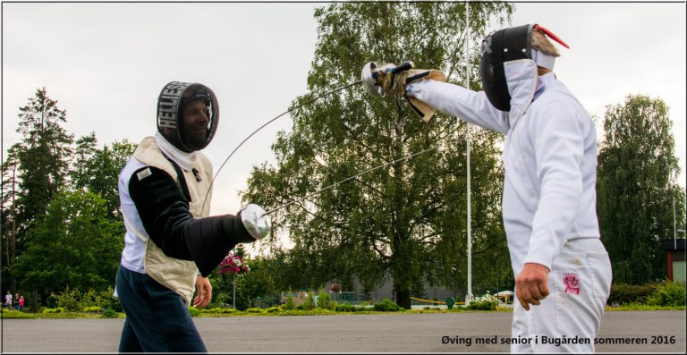 Tok med pappa i Bugården og gav ham noen leksjoner. 